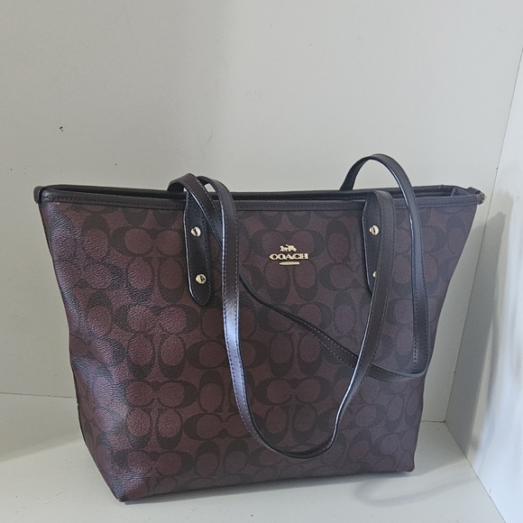 Coach Signature Coated Canvas Brown /Burgundy Leather tote bag - Picture 6 of 13